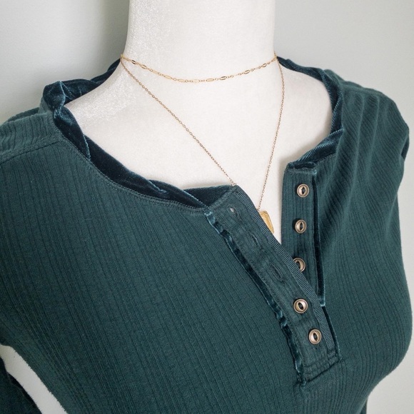 100% Cotton Emerald Henley with Velvet Trim - Picture 3 of 5